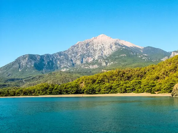 Vista Montaña Tahtali Bahía Con Playa Cerca Antigua Ciudad Ruinas — Foto de Stock