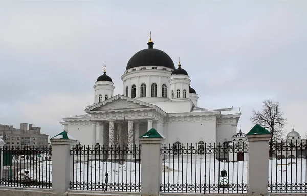 Вид Спасо-Староярмарочного собора. Россия . — стоковое фото