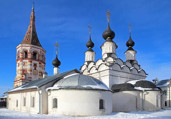 Weergave van de Sint-Nicolaaskerk en Heilig Kruis, Soezdal, Rusland. — Stockfoto