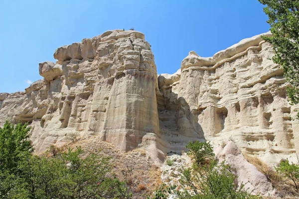 Cappadocia, Rock formation, a végén a föld-völgy, Gereme és Uchisar között. Cappadocia, Törökország. — Stock Fotó