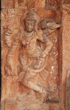 Bas-reliefs duvarlar Taş Tapınak karmaşık Hemakuta Hill'de Hampi, Karnataka, Hindistan.