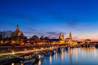 Dresden eski şehir manzarası
