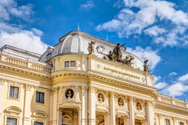 Bratislava Milli Tiyatrosu