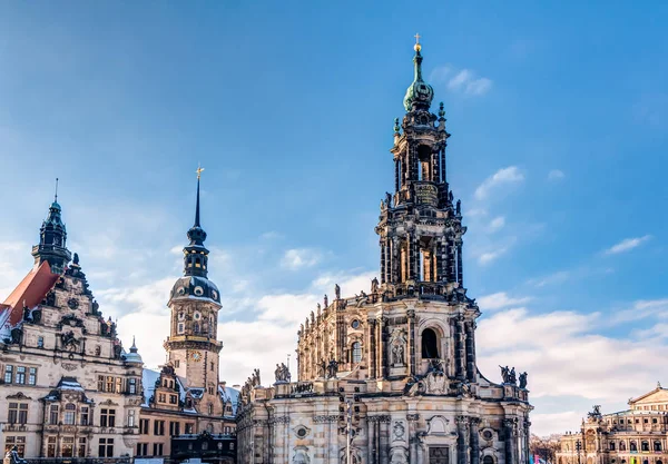 Дрезденский собор и башня Хаусмана — стоковое фото