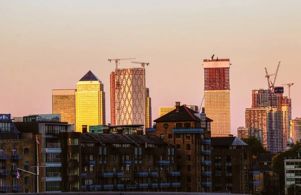 Londoner Wolkenkratzer Bei Sonnenuntergang Von Der Tower Bridge Blick Auf — Stockfoto