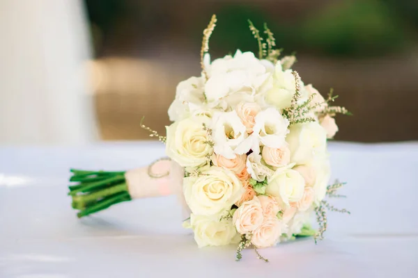 The brides bouquet — Stock Photo, Image