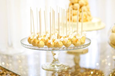 kendi şenlikli bar, doğum günü, düğün