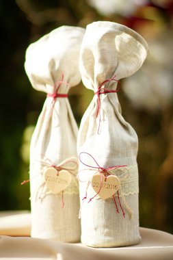 Düğün şişeler, dekor, iç. Şenlikli .