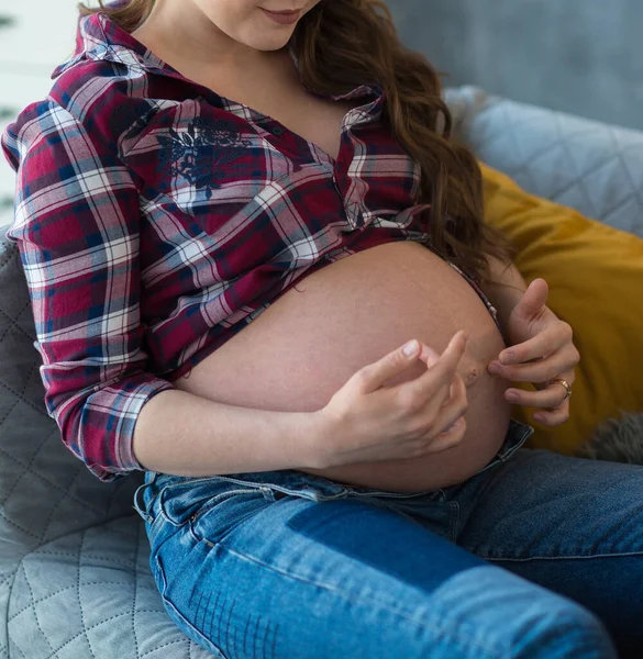 Schwangere Schöne Junge Frau Konzept Der Glücklichen Mutterschaft — Stockfoto