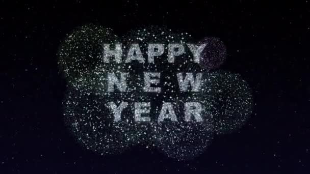 Videoフッテージ宇宙を背景にカラフルな映画の花火で空の暗い青黒の夜の星の粒子で新年の挨拶テキスト 創造的なパーティーのカウントダウン美しいシンプルな魔法 — ストック動画