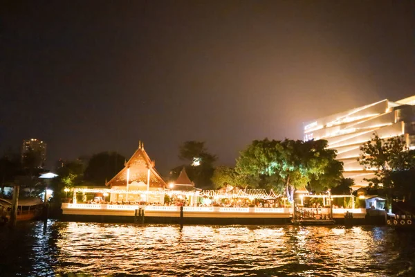 Пейзаж города Бангкока ночью . — стоковое фото