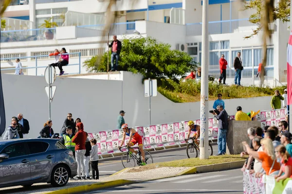 Portekiz, Avrupa - Nisan 2-3, 2016: Algarve Quarteira Etu triatlon Avrupa Kupası, güneşli açık arka plan — Stok fotoğraf