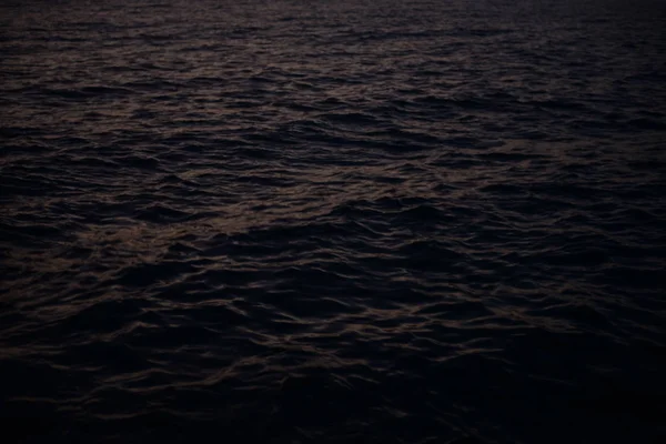Dunkler Ozean Mit Mondlicht — Stockfoto