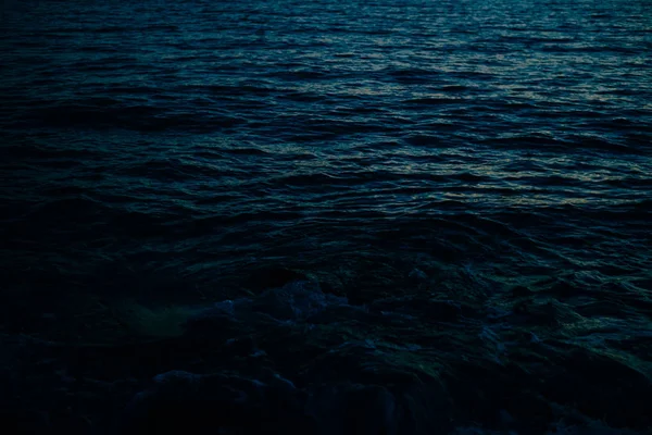 Natürlicher Hintergrund Der Offenen Meeresoberfläche Bei Tagesanbruch — Stockfoto