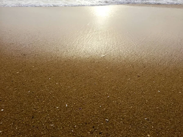 Natuurlijke Zandstrand Oppervlakte Oceaan Zee Strand Achtergrond Bovenaanzicht Achtergrond — Stockfoto