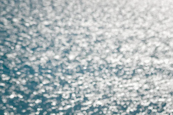 Μπλε Γυαλιστερό Θολή Θάλασσα Ηλιόλουστο Νερό Αφηρημένο Φόντο — Φωτογραφία Αρχείου