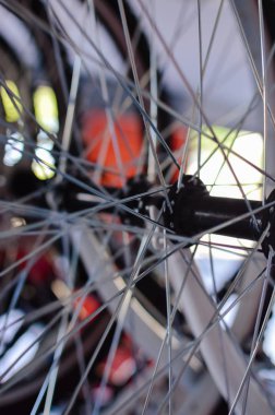 Modern bisiklet ayrıntı göster: room soyut raf arka plan üzerinde hareketlilik döngüsü aralığı yakın çekim