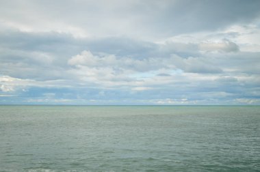 Portekiz Avrupa arka plan güzel kayalıklarla ve deniz kıyı şeridi açık havada doğal. Eğlence turizm ilham verici manzara fotoğrafı