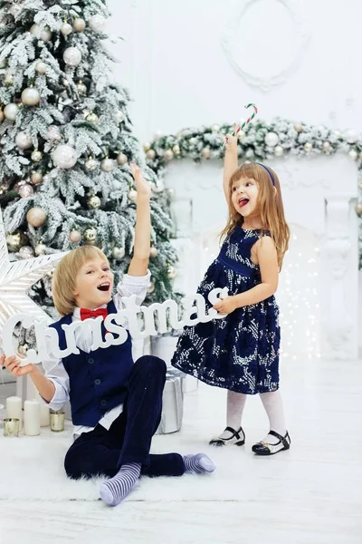 Çocuk tatil hoş geldiniz. Noel kavramı.