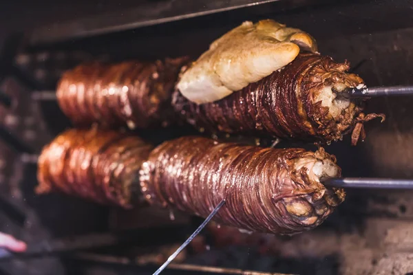 BBQ-lam darm voor Turkse kokorech — Stockfoto