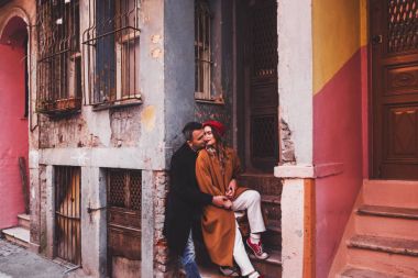 Aşık mutlu bir çift. 