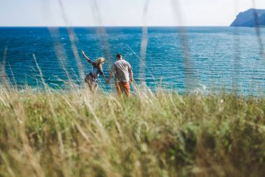  mutlu çift birlikte