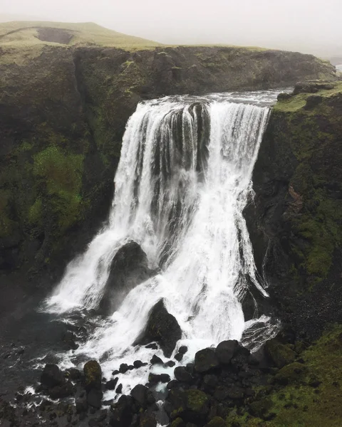 Fagrifoss vízesés Izlandon — Stock Fotó