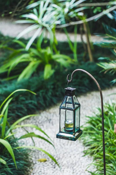 Vintage cam gaz lambası