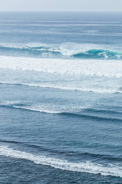 Vistas Panorámicas Las Enormes Olas Del Océano Bali —  Fotos de Stock