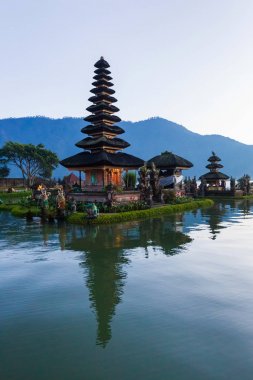Pura Ulu Danau Bratan Tapınağı 
