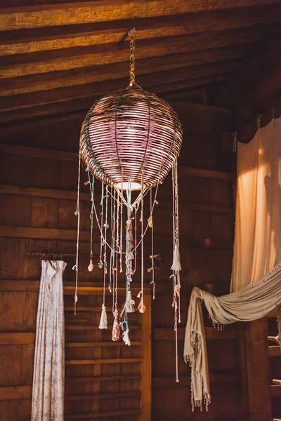 Handgemaakte Decoratieve Rieten Lamp Houten Huis Etnische Stijl — Stockfoto