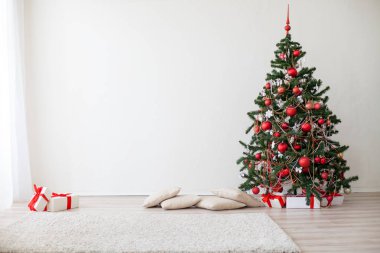 Yeni yıl Noel ağacı sunar