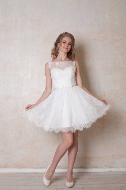 güzel gelin düğün saç ve elbise vintage poz