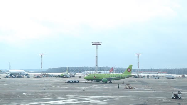 Rusia, Aeropuerto de Moscú Aeroflot 03.03.17 — Vídeos de Stock