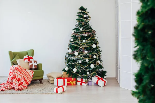 Weihnachtsdekoration Weihnachtsbaum Neujahr Geschenke Urlaub Interieur — Stockfoto