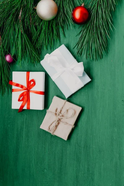 Kerstmis achtergrond speelgoed Gifts Nieuwjaar hobbels decor 2019 2020 — Stockfoto