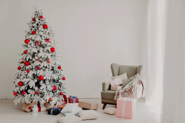 Natal Interior apartamento Árvore de Natal ano novo feriados — Fotografia de Stock