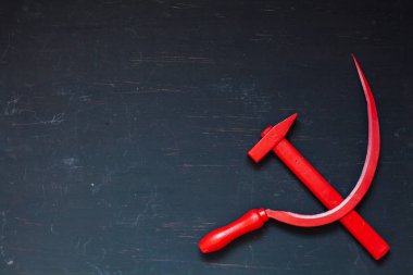 Kırmızı orak ve çekiç işçileri ve köylüler devrimi