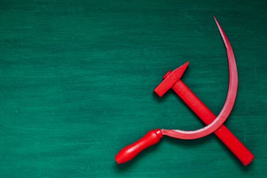Kırmızı orak ve çekiç işçileri ve köylüler devrimi
