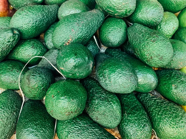 Montón Aguacate Verde Maduro Para Comer Como Fondo — Foto de Stock