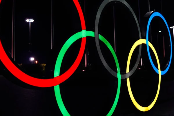 Ring et symbol på Olympiske Lege sportskonkurrencer Sochi 01.03.18 - Stock-foto