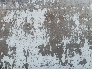 Eski, taş duvar yapısı, çatı katı arka planı.