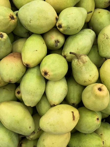 lots of delicious sweet pears to eat like a background