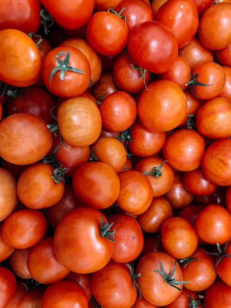 Κόκκινες Ώριμες Ντομάτες Για Φάει Πολλές Βιταμίνες — Φωτογραφία Αρχείου