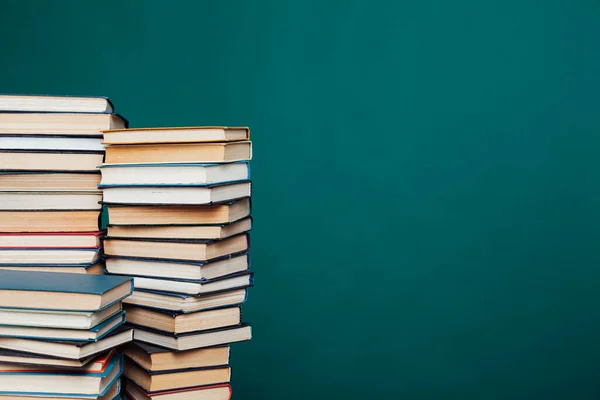 Veel Educatieve Boeken Voor Het Leren Voorbereiding Voor College Examens — Stockfoto