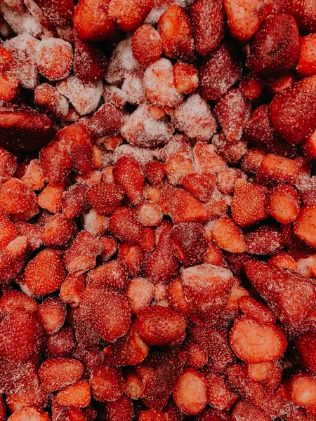 Un montón de fresas dulces deliciosas maduras para comer fondo Imágenes De Stock Sin Royalties Gratis