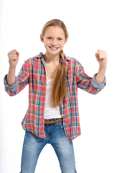 Jonge vrolijke tienermeisje op witte achtergrond — Stockfoto