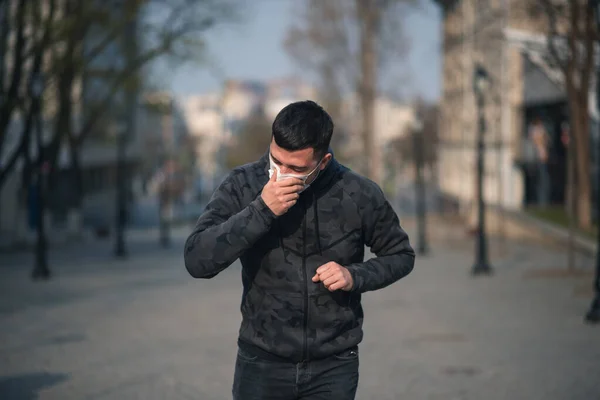 Virus Covid Man Medical Mask Sneezes Coughs Street City Europe — Stock Photo, Image