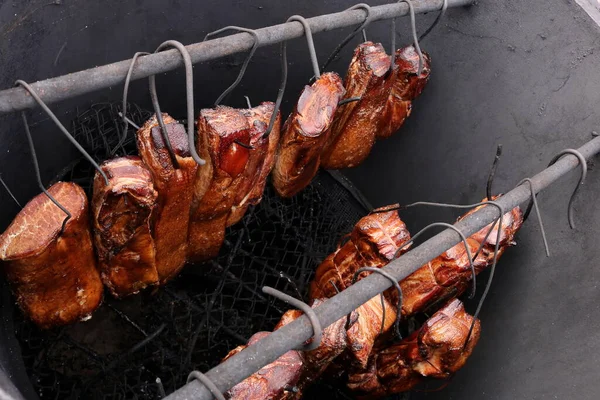 Grillhús Lángokban Áll Húskaja Vakáción Hús Értéke Barbecue — Stock Fotó