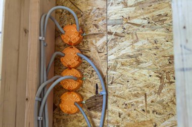 Yeni Elektrik Tesisatı, yuva plastik kutular ve elektrik